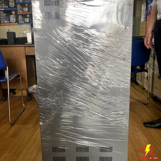 Ổn Áp 30KVA-3PHASE Input: 260V-420V output: 380V-220V SKAWA