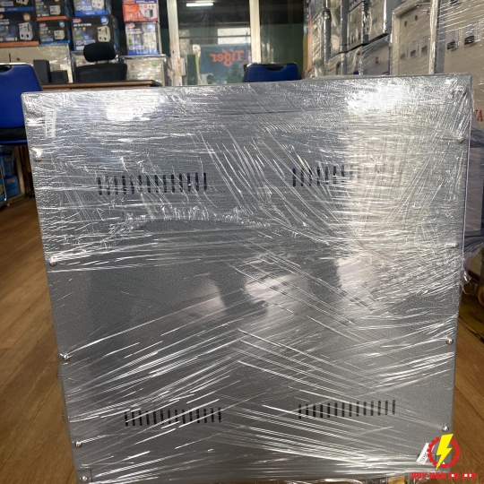 Ổn Áp 20KVA-100V-220V SKAWA